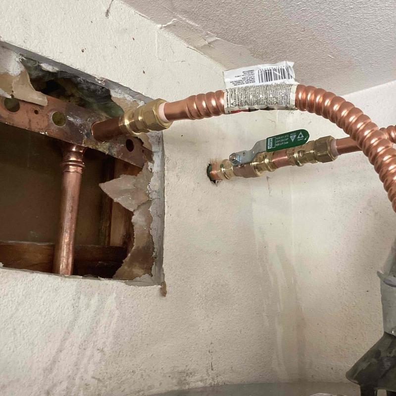 34 copper water heater line with fittings and drywall access 34 copper water heater line with fittings and drywall access