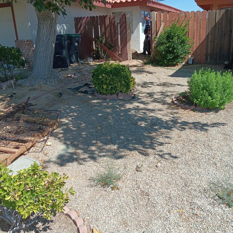 Broken sewer line spot repair in gravel yard Broken sewer line spot repair in gravel yard