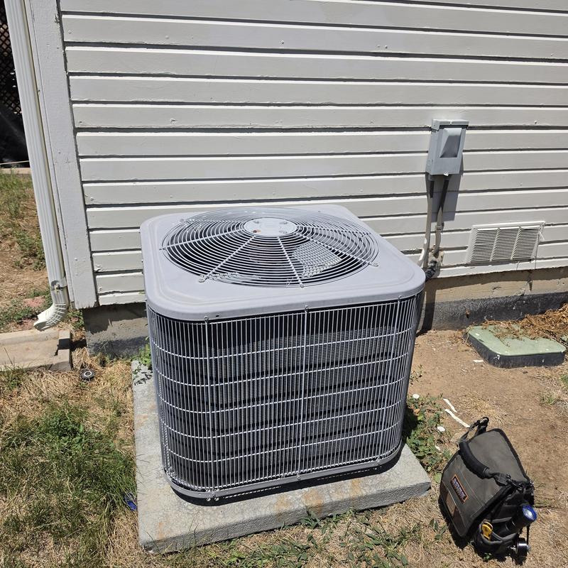 Carrier 24ABC624A300 air conditioner with added refrigerant Carrier 24ABC624A300 air conditioner with added refrigerant