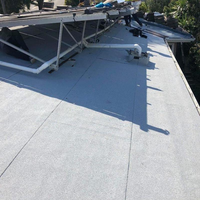 Flat roof membrane with solar panel mounting system Flat roof membrane with solar panel mounting system