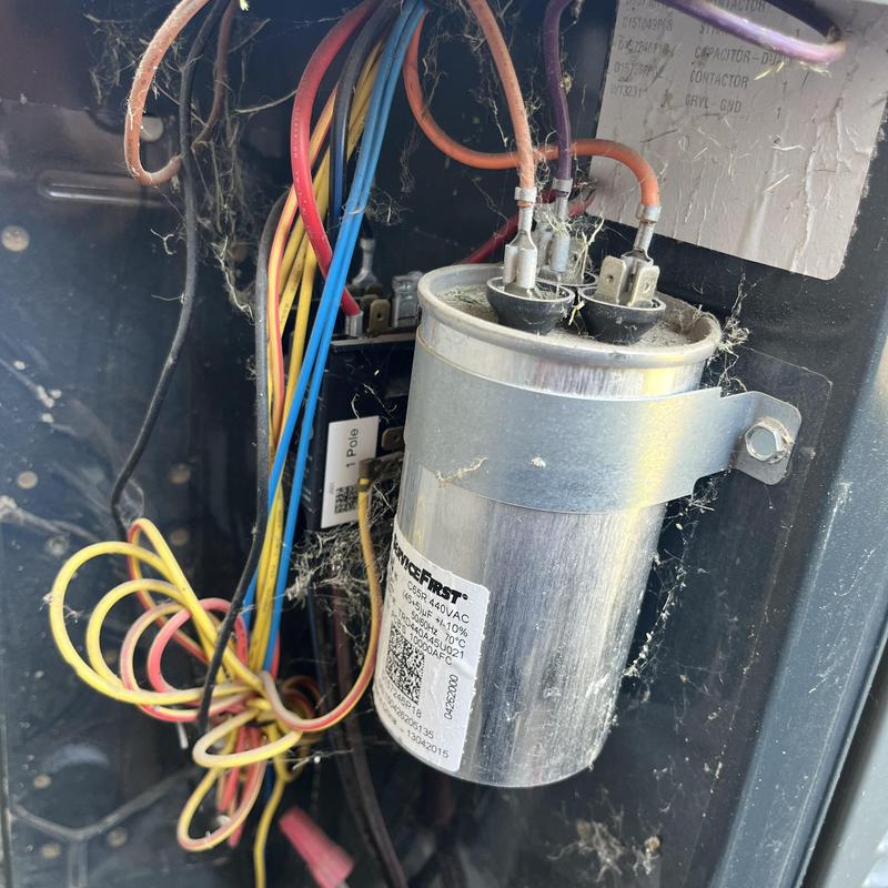 Condenser pressure switch and wiring in AC unit Condenser pressure switch and wiring in AC unit