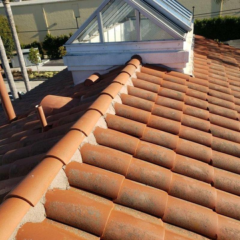 Tile roof ridge with cement mortar in Fullerton, CA Tile roof ridge with cement mortar in Fullerton, CA