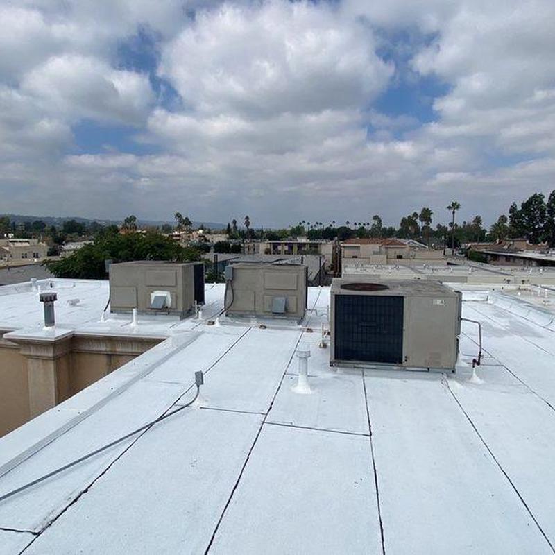 Commercial flat roof with HVAC units in Fullerton Commercial flat roof with HVAC units in Fullerton
