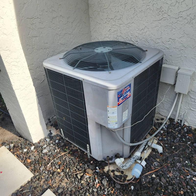 Outdoor air conditioner condenser unit with wiring Outdoor air conditioner condenser unit with wiring