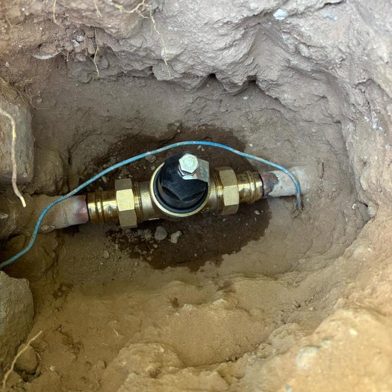 Zurn Wilkins pressure reducing valve in ground hole Zurn Wilkins pressure reducing valve in ground hole