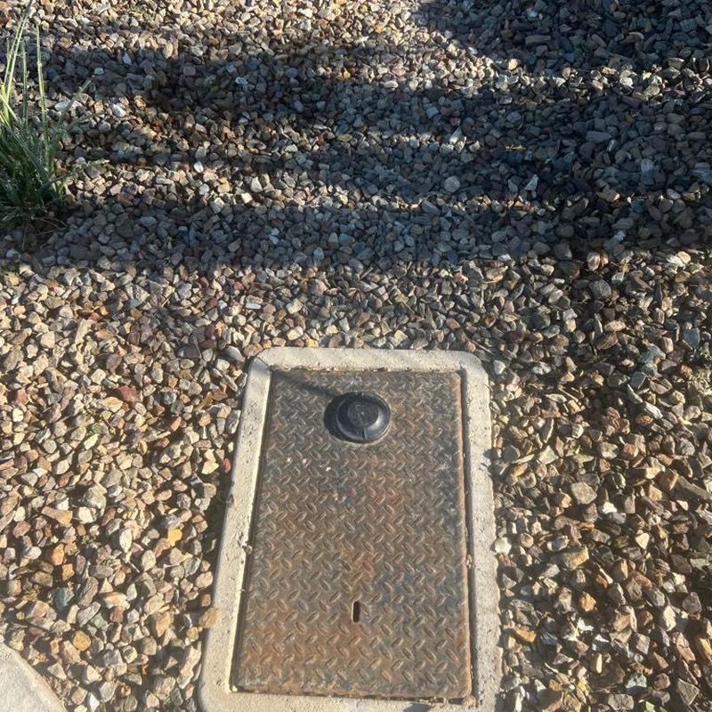 Pressure regulator valve landscaping cover box installation Pressure regulator valve landscaping cover box installation