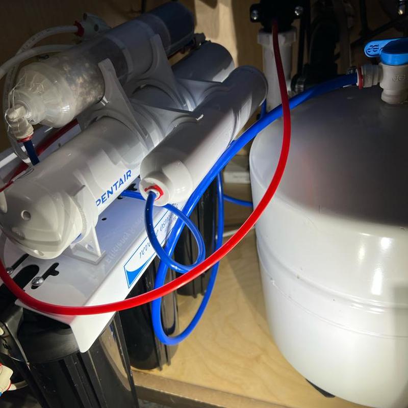 Reverse osmosis system filter replacements and inspection Reverse osmosis system filter replacements and inspection