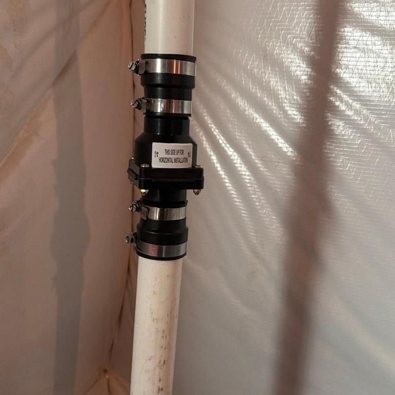 Check valve installation on sump pump discharge pipe Check valve installation on sump pump discharge pipe