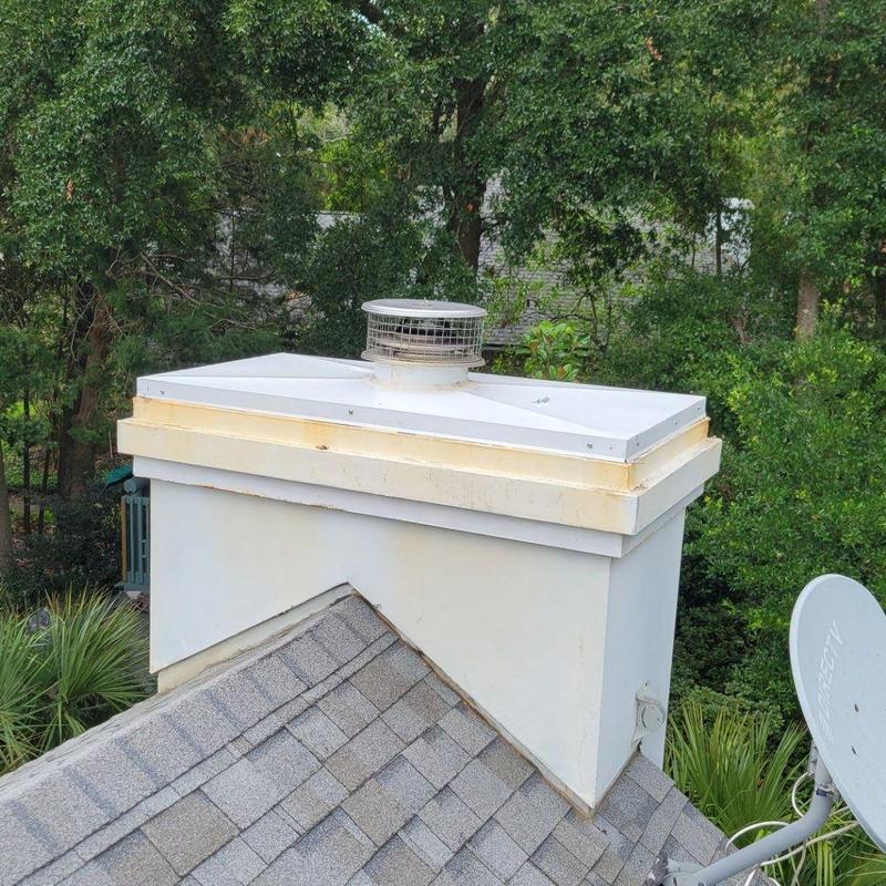 Chimney chase cover with wind shroud and squirrel screen Chimney chase cover with wind shroud and squirrel screen