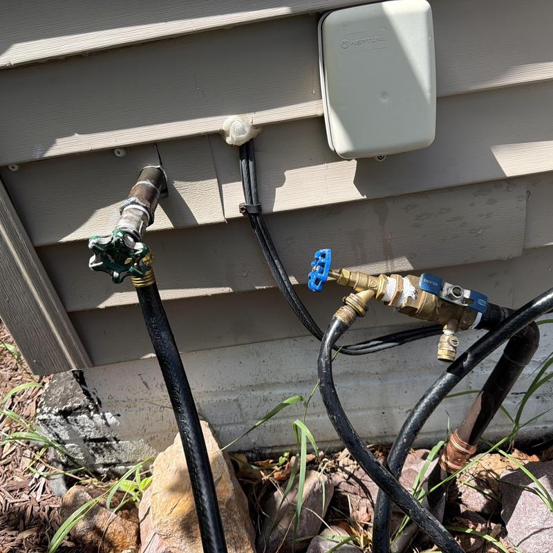 Vacuum breaker assembly with outdoor water valves Vacuum breaker assembly with outdoor water valves