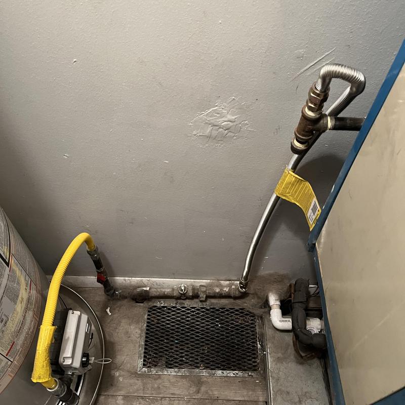 Gas shut off valve with flexible connectors near furnace