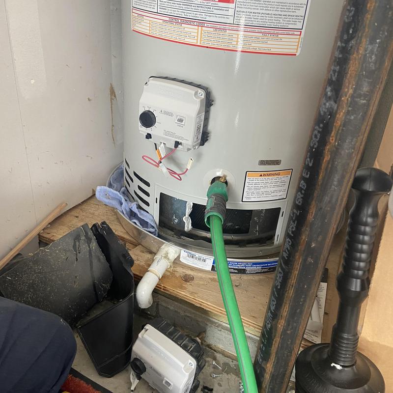 Gas water heater valve replacement and testing Gas water heater valve replacement and testing