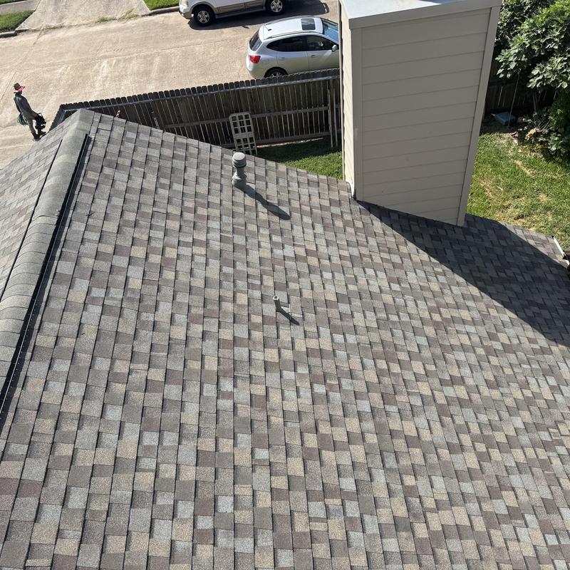 CertainTeed Landmark Pro shingle roof in Pearland, TX