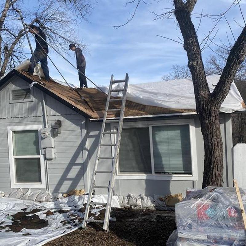 Gaf asphalt roof decking removal on residential home