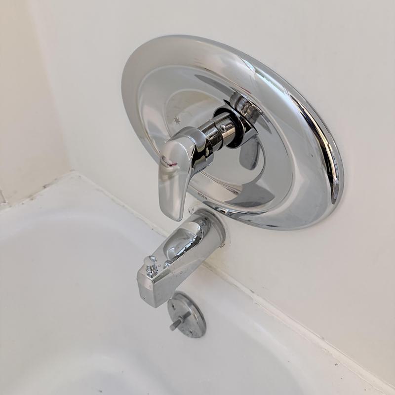 Shower valve and tub spout replacement in bathroom