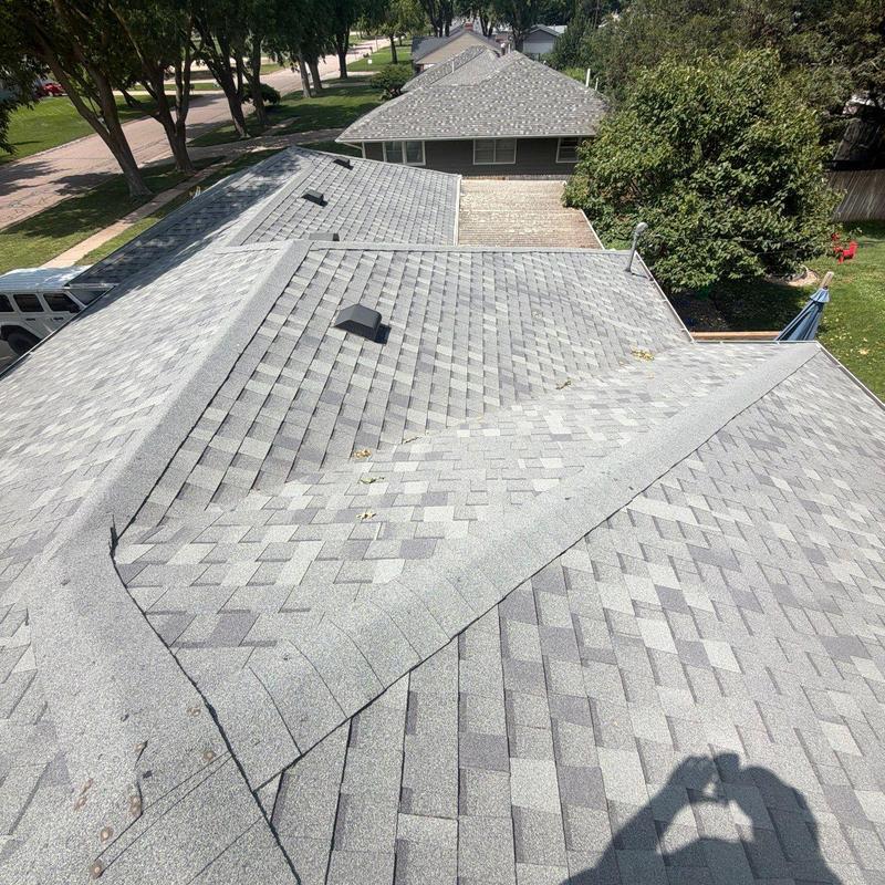 Asphalt shingle roof inspection with no damage found Asphalt shingle roof inspection with no damage found