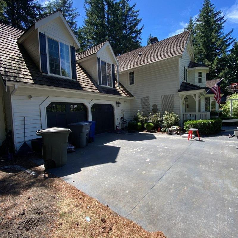 Gutter and roof cleaning on residential home