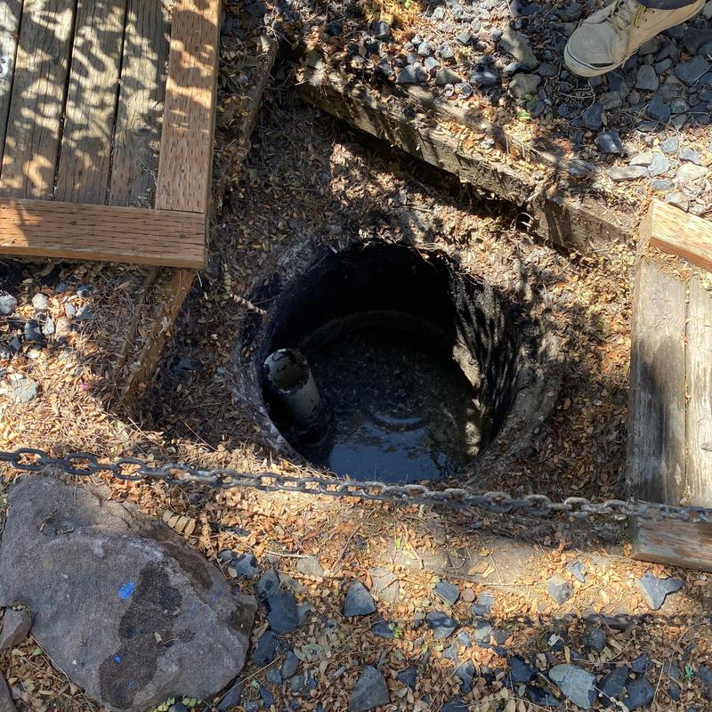 Grease trap discharge line jetting at cleanout hole Grease trap discharge line jetting at cleanout hole