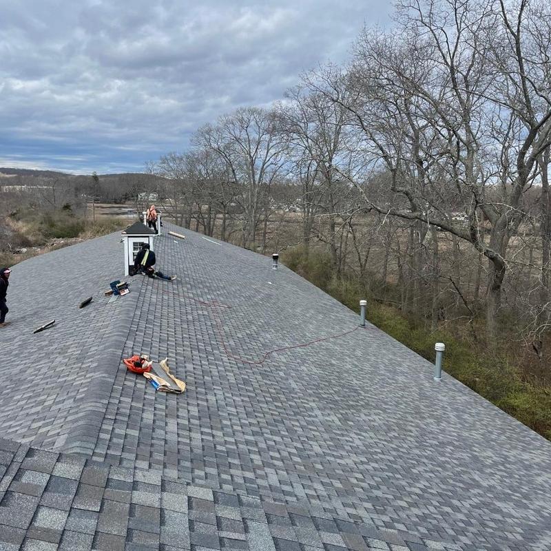 CertainTeed Landmark Pro shingles installation on roof CertainTeed Landmark Pro shingles installation on roof