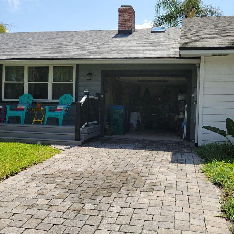 Owens Corning Antique Silver roof on residential home Owens Corning Antique Silver roof on residential home