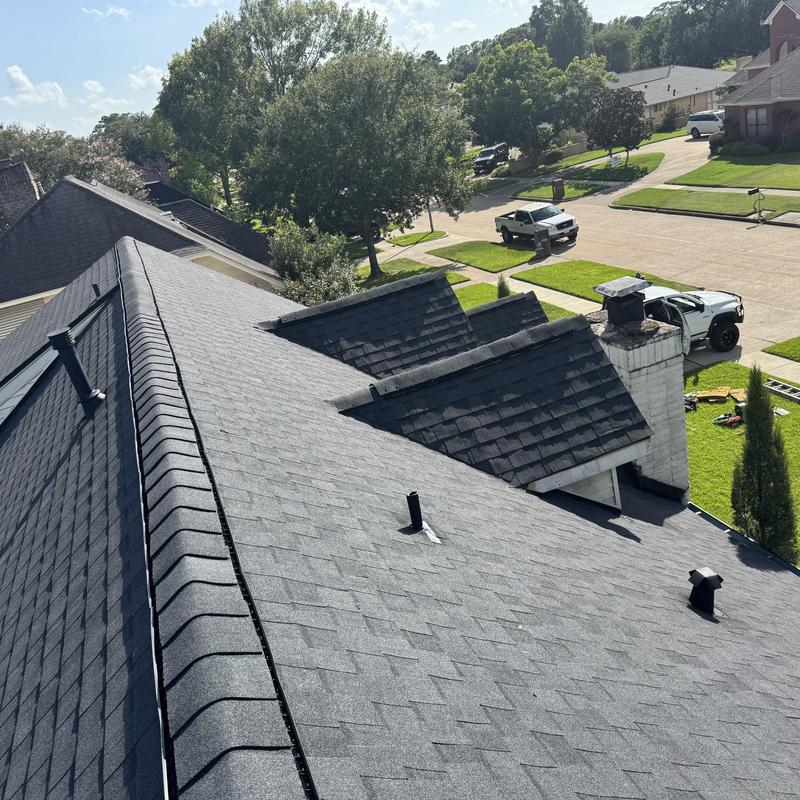 CertainTeed ClimateFlex shingles with ridge vent installation