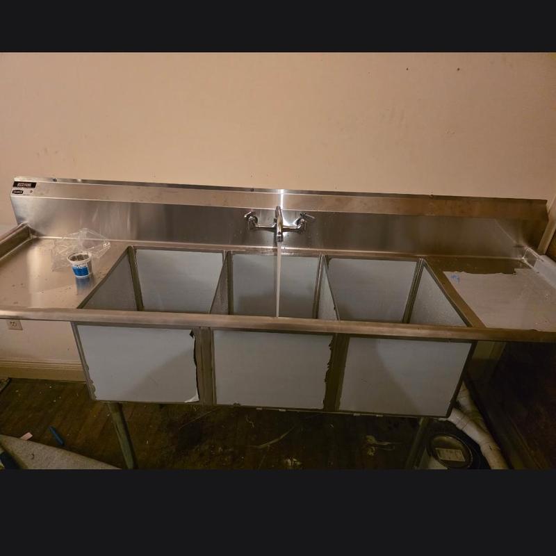 Three compartment stainless steel sink installation Three compartment stainless steel sink installation