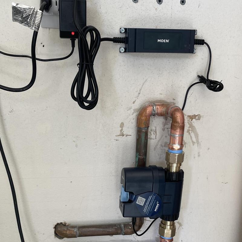 Moen Flo automatic shut-off valve installation with unions Moen Flo automatic shut-off valve installation with unions