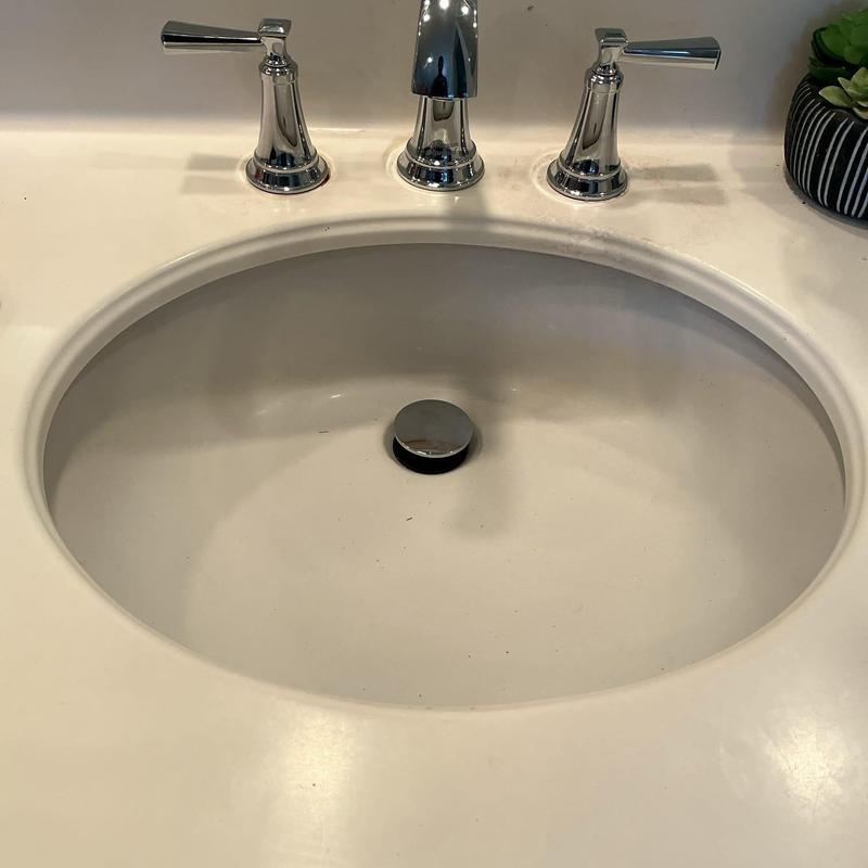 Widespread lavatory faucet with chrome finish Widespread lavatory faucet with chrome finish
