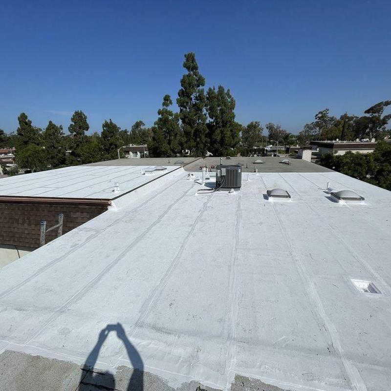 Flat roof with HVAC unit and skylights in Santa Ana Flat roof with HVAC unit and skylights in Santa Ana