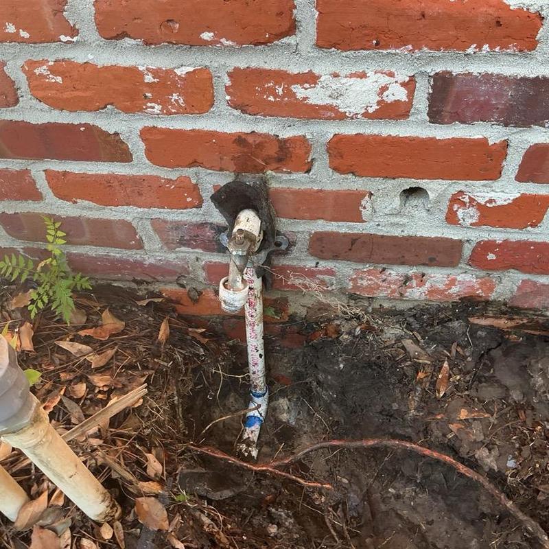 Front hose bib underground leak with exposed pipe Front hose bib underground leak with exposed pipe