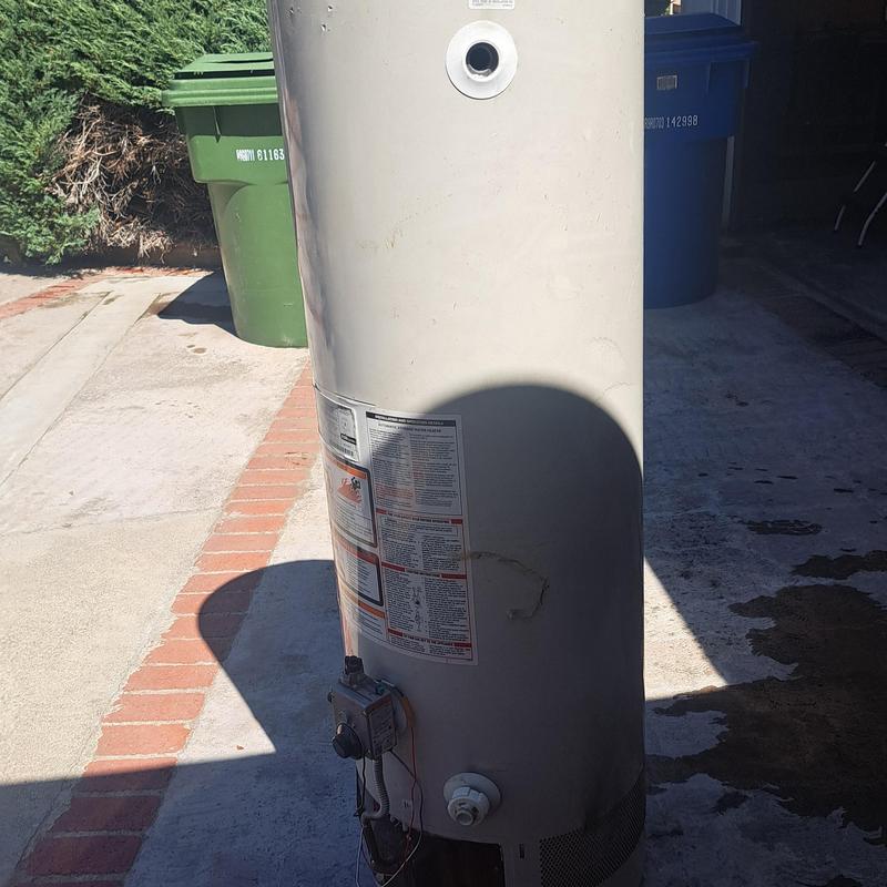 Bradford White 40-gallon gas water heater installation