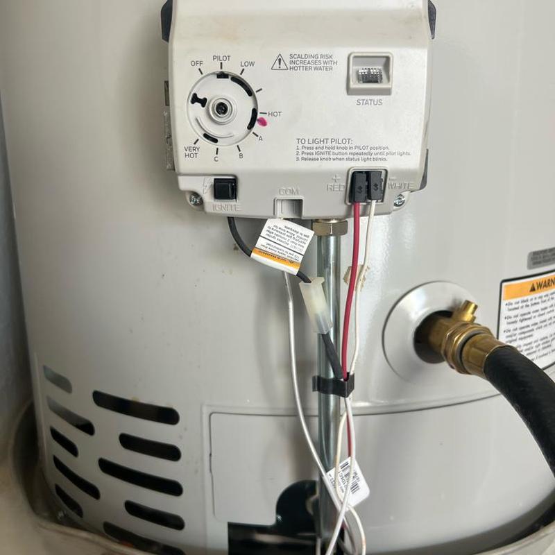 Water heater gas control valve installation with pilot light Water heater gas control valve installation with pilot light