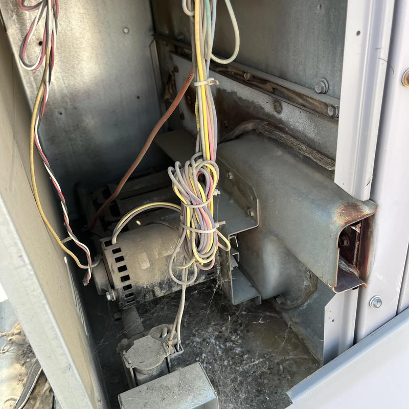 Carrier rooftop unit blower motor and wiring panel Carrier rooftop unit blower motor and wiring panel