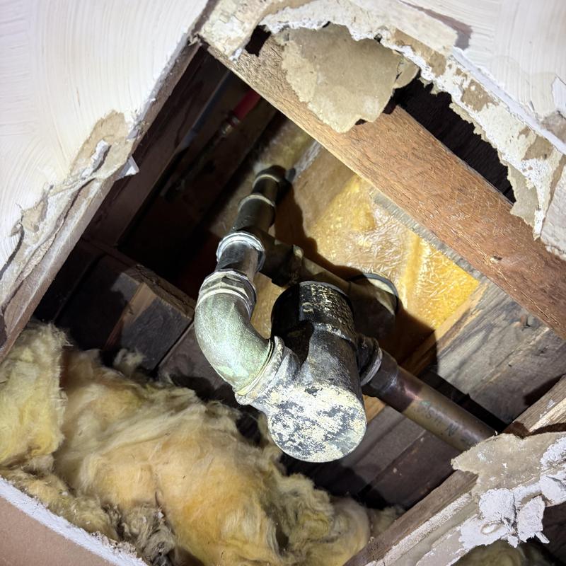 Tub drain with PVC rebuild inside wall cavity Tub drain with PVC rebuild inside wall cavity