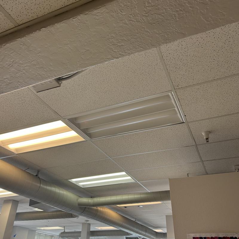 Fluorescent light fixture ballast replacement in ceiling Fluorescent light fixture ballast replacement in ceiling