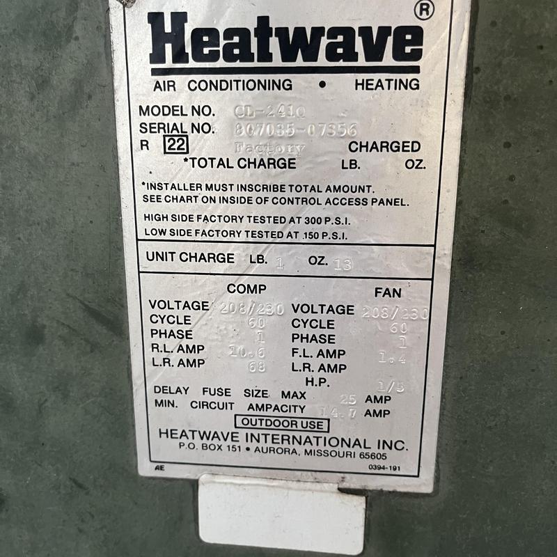 Heatwave HVAC unit label with electrical specs and charge info Heatwave HVAC unit label with electrical specs and charge info
