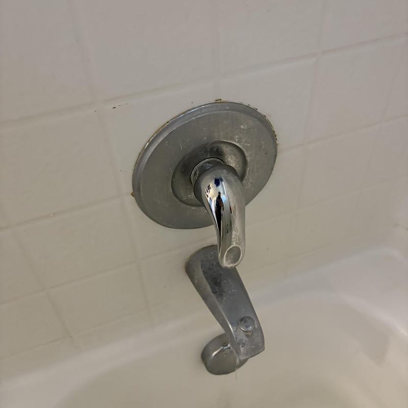 Price Pfister shower cartridge with handle and spout Price Pfister shower cartridge with handle and spout