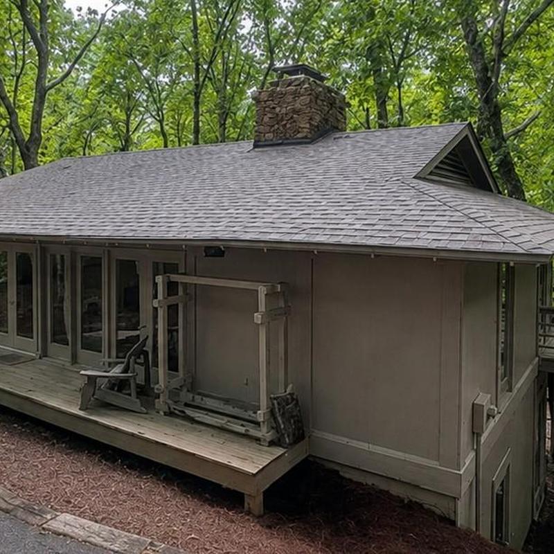CertainTeed Landmark shingles roof with chimney flashings