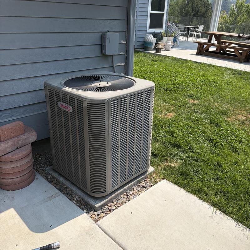 Lennox outdoor air conditioning condenser unit