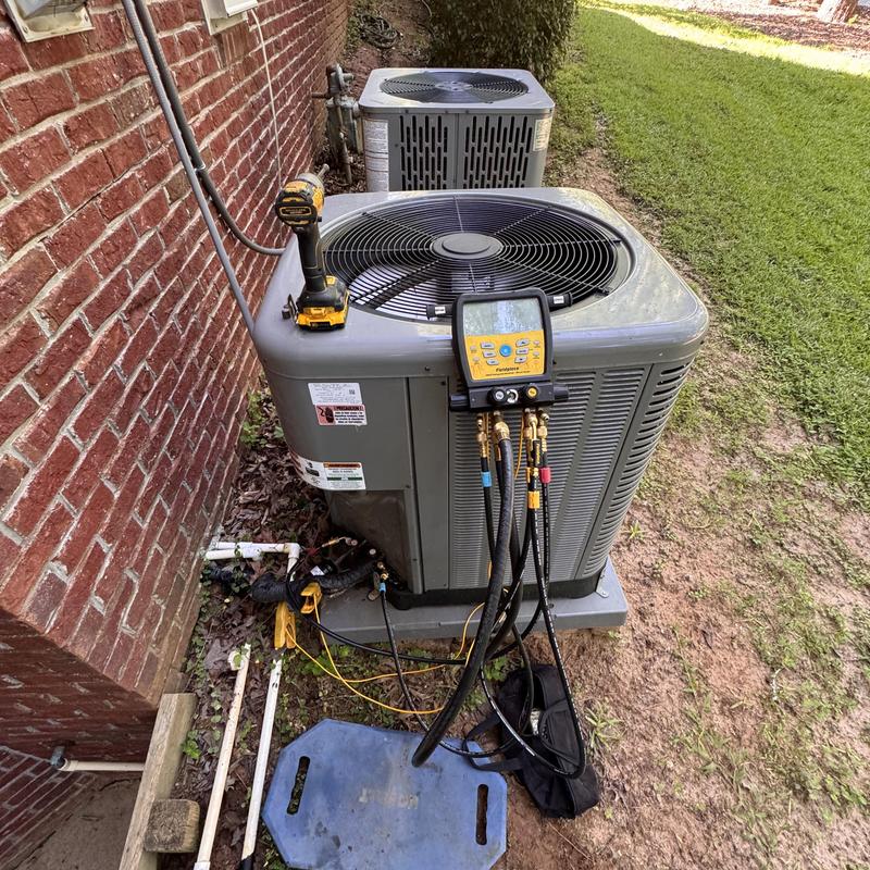 Heat pump system with diagnostic gauges and tools