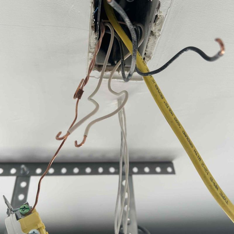 12-2 Romex wiring and ceiling fan remodel box installation