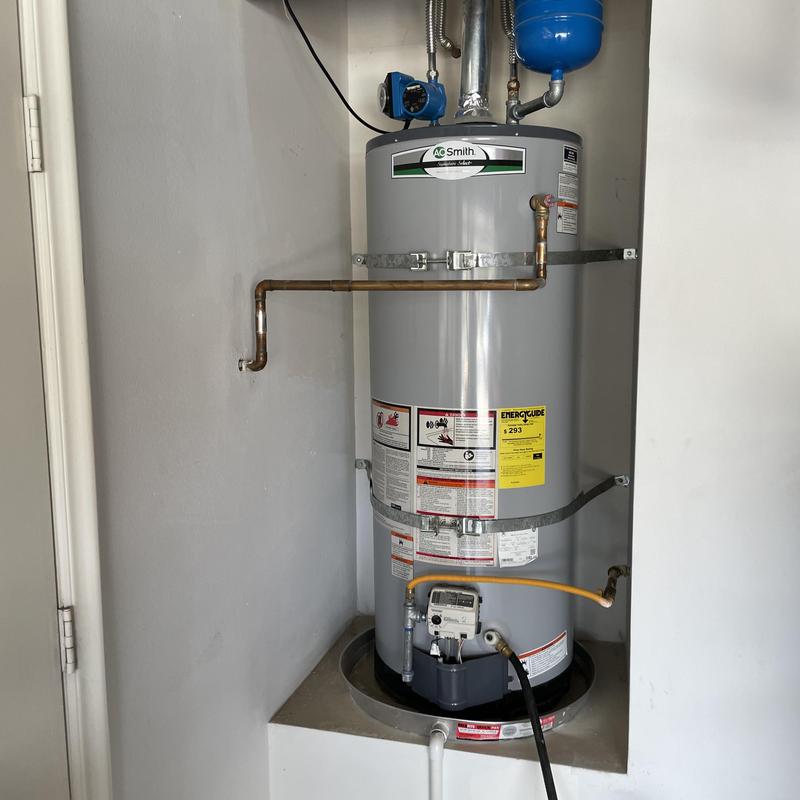Natural gas water heater with expansion tank installed