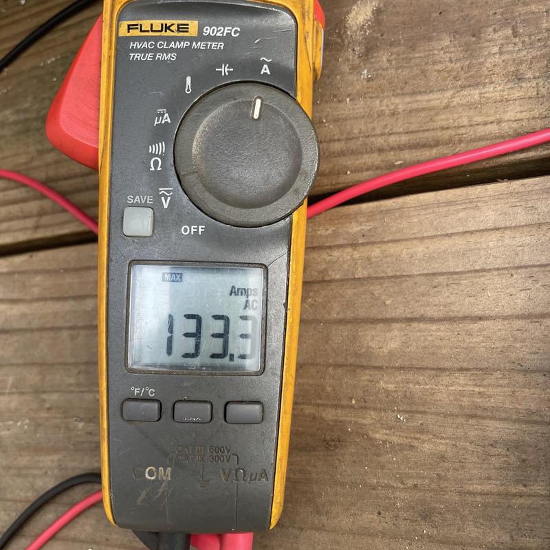 Compressor inrush current measurement on HVAC clamp meter