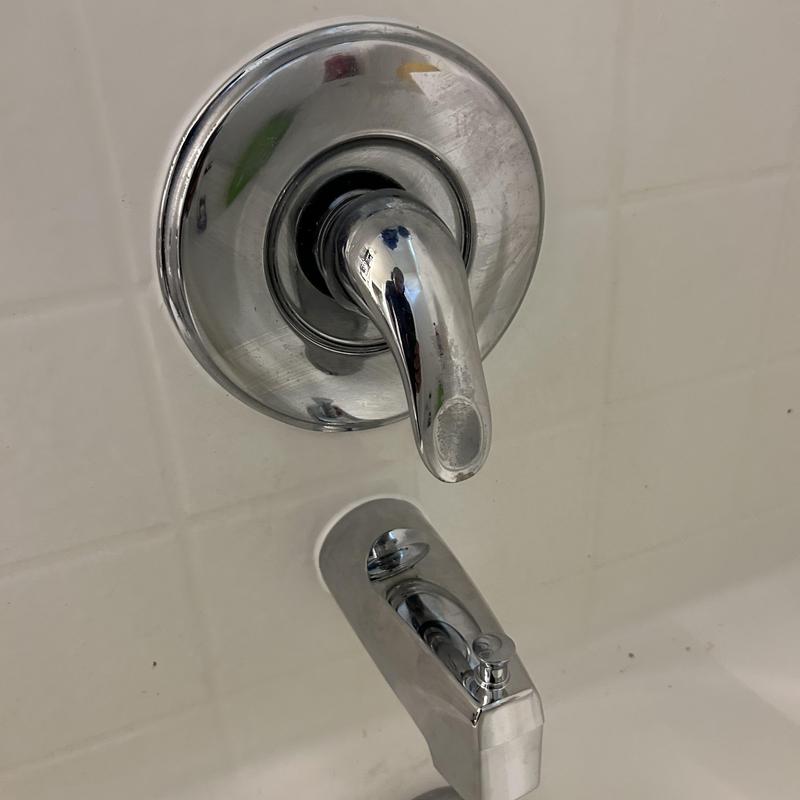 Tub spout and handle leak inspection and repair Tub spout and handle leak inspection and repair