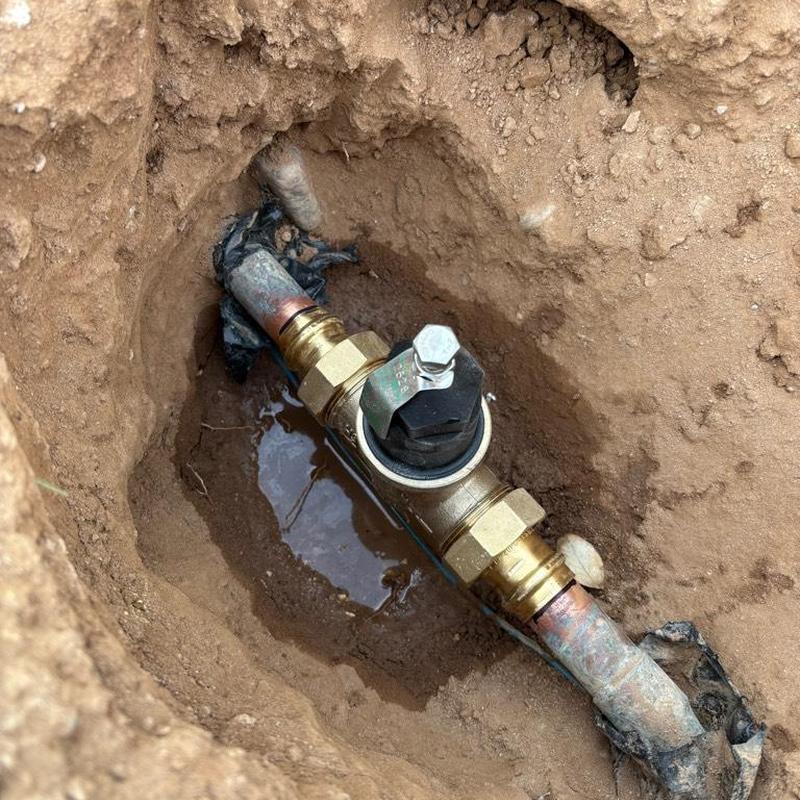 One inch pressure reducing valve with copper pipes One inch pressure reducing valve with copper pipes