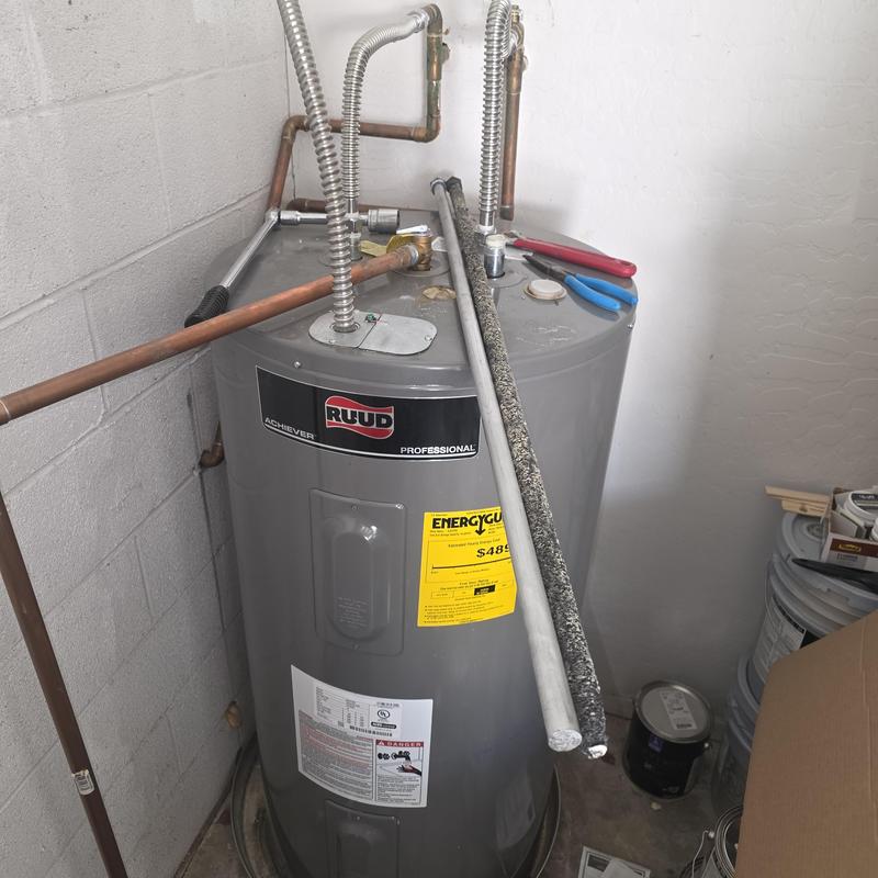 Water heater with anode rod replacement tools