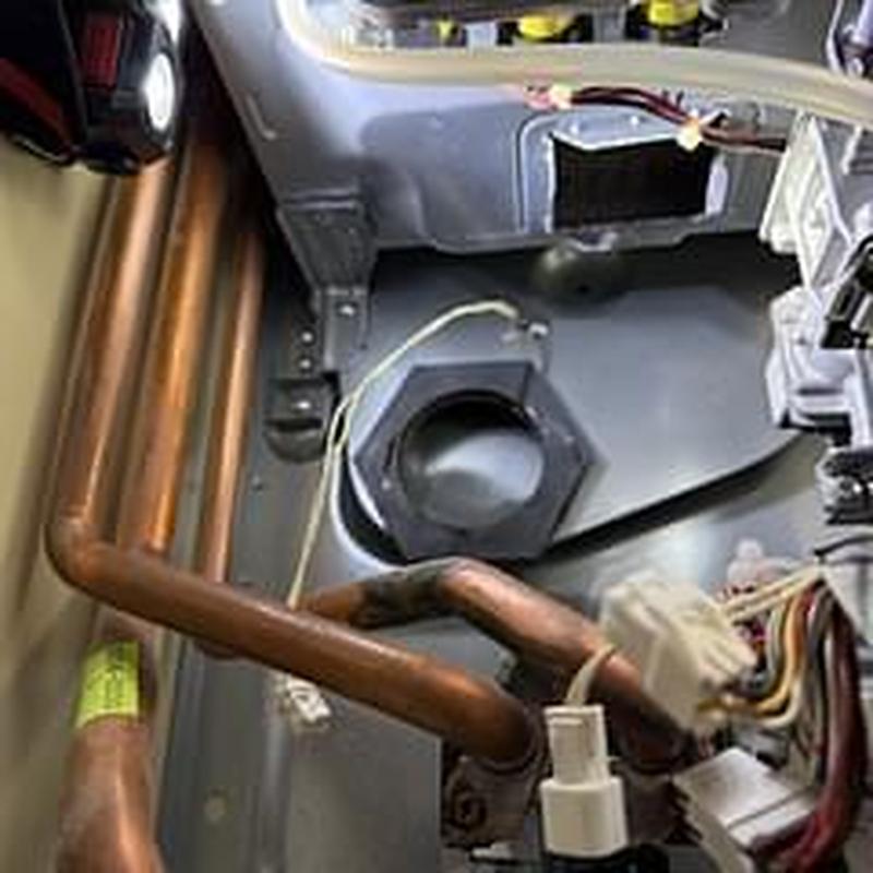 Water heater fan blower assembly with copper piping
