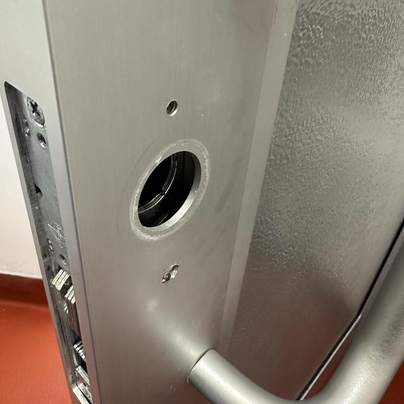 T-turn lock cylinder hole in aluminum frame glass door T-turn lock cylinder hole in aluminum frame glass door