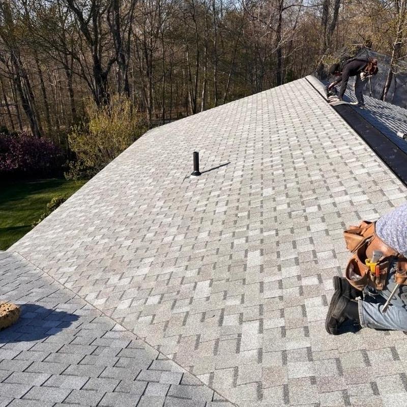 CertainTeed Landmark Pro shingles installation on roof CertainTeed Landmark Pro shingles installation on roof