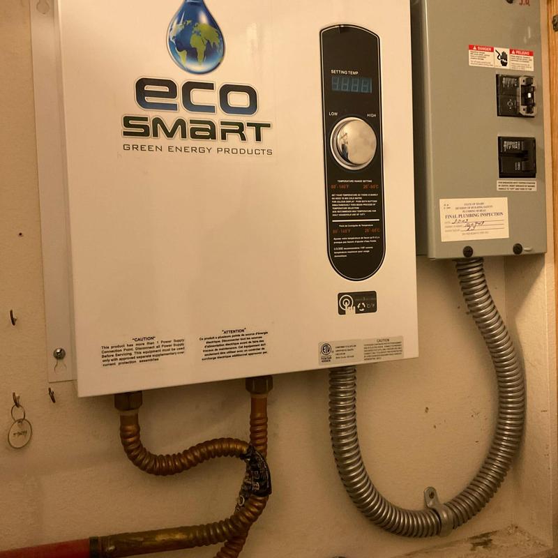 Electric tankless water heater with control panel